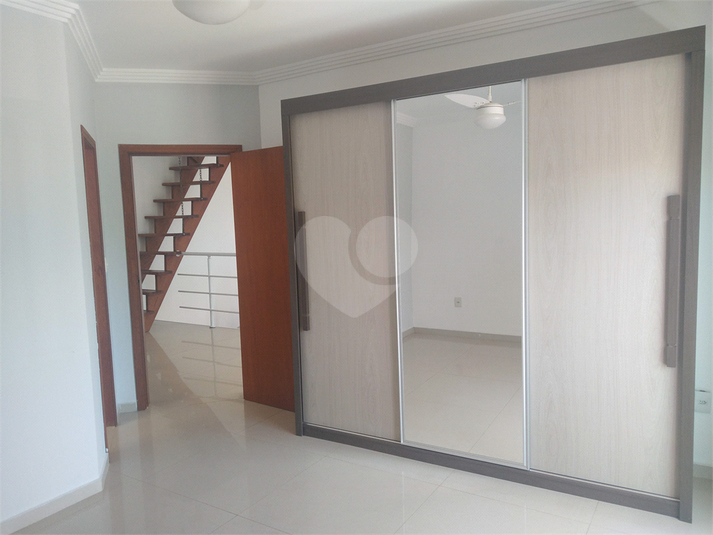 Foto REO1096824