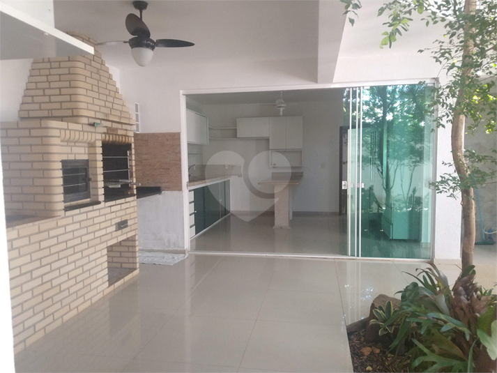 Foto REO1096824