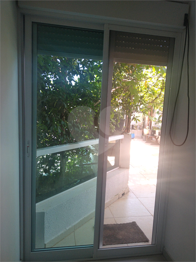 Foto REO1096824