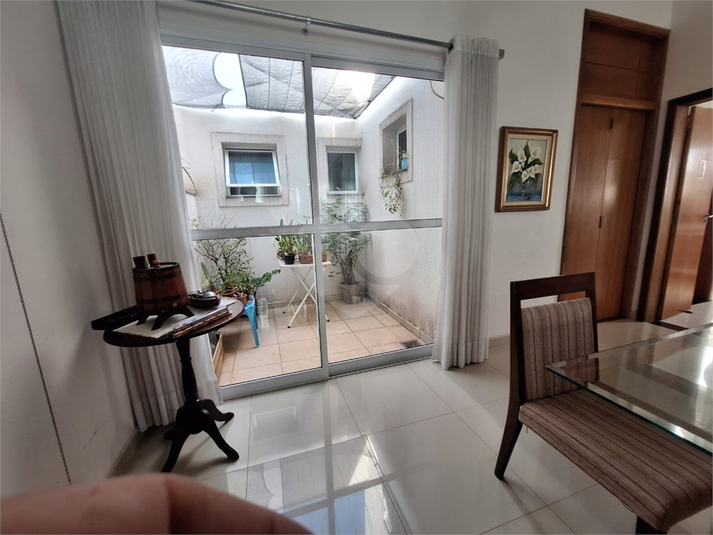 Foto REO1096838