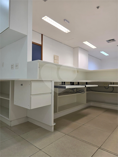 Foto REO1096840