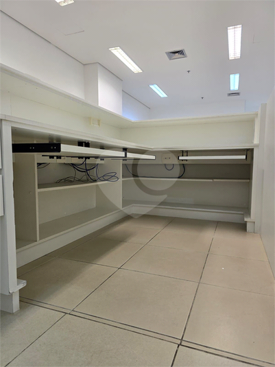 Foto REO1096840