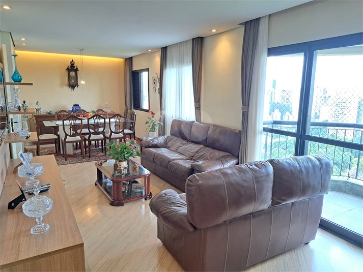 Foto REO1096850