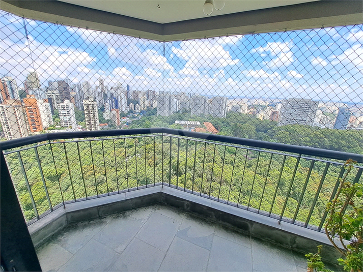 Foto REO1096850