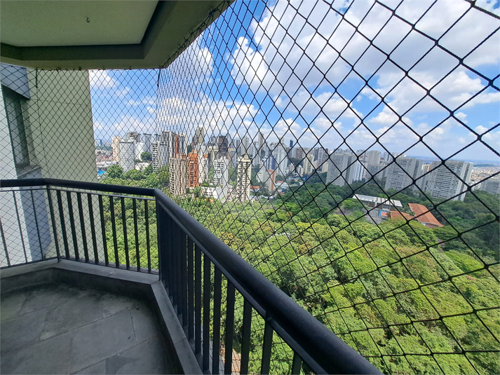 Foto REO1096850