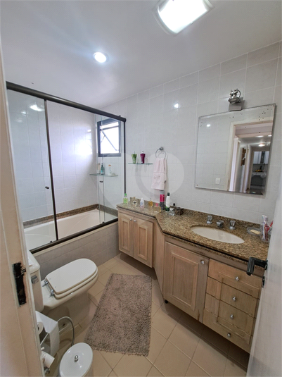 Foto REO1096850