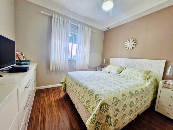 Foto REO1096857