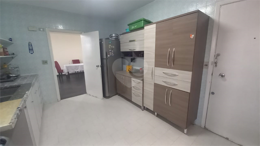 Foto REO1096865