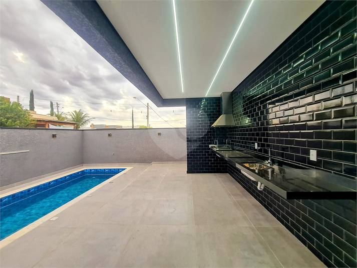 Foto REO1096872