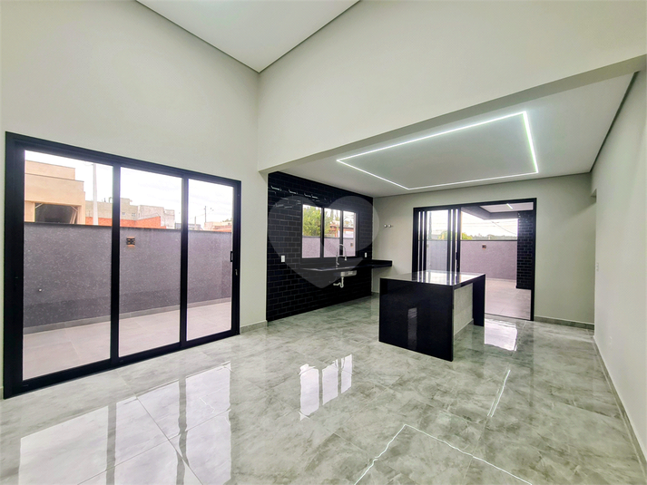 Foto REO1096872