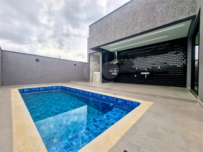 Foto REO1096872