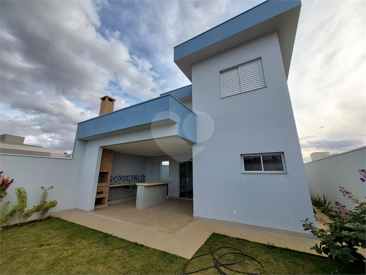 Foto REO1096875