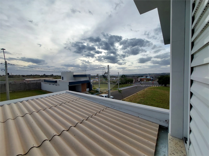 Foto REO1096875