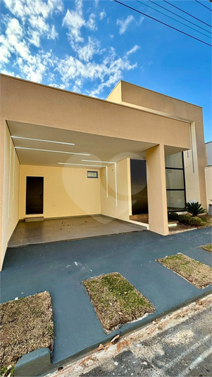 Foto REO1096876