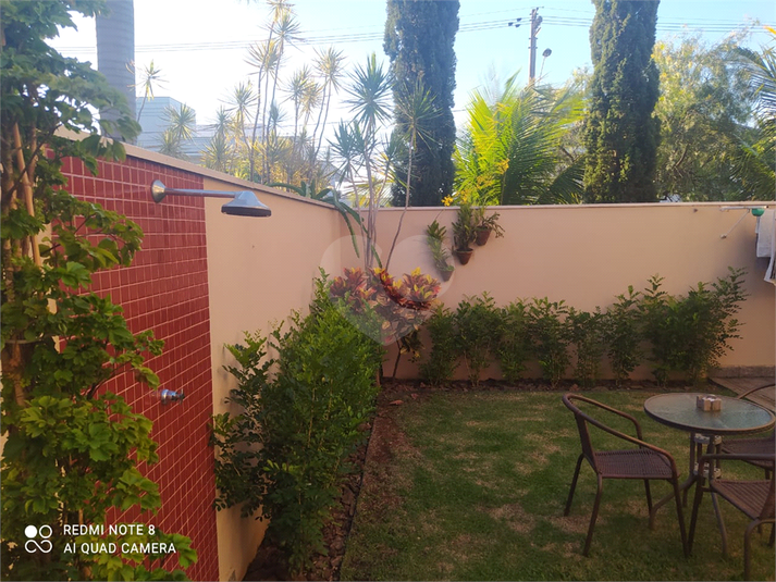 Foto REO1096895