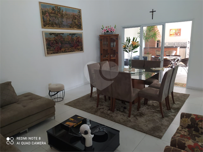 Foto REO1096895