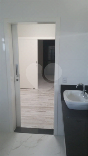 Foto REO1096897