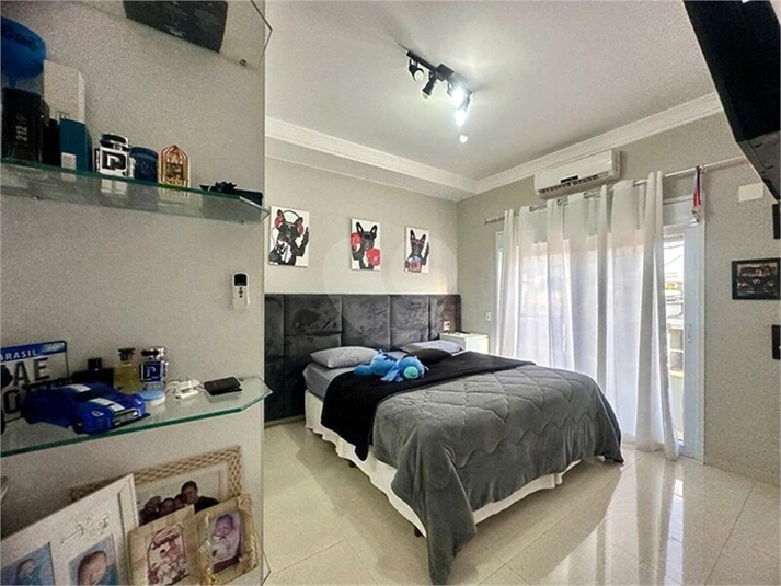 Foto REO1096898