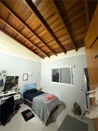 Foto REO1096914