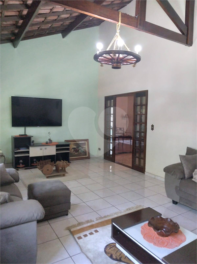 Foto REO1096915