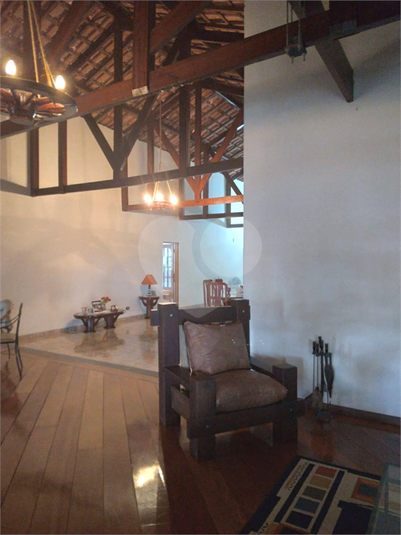 Foto REO1096915