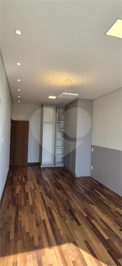 Foto REO1096917