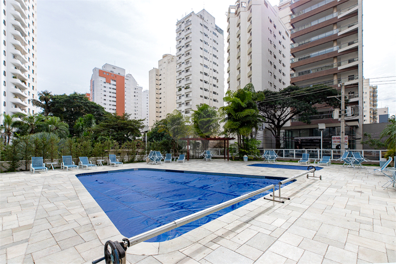 Foto REO1096920