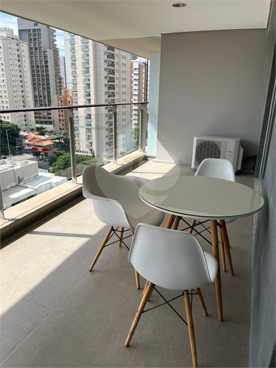 Foto REO1096937