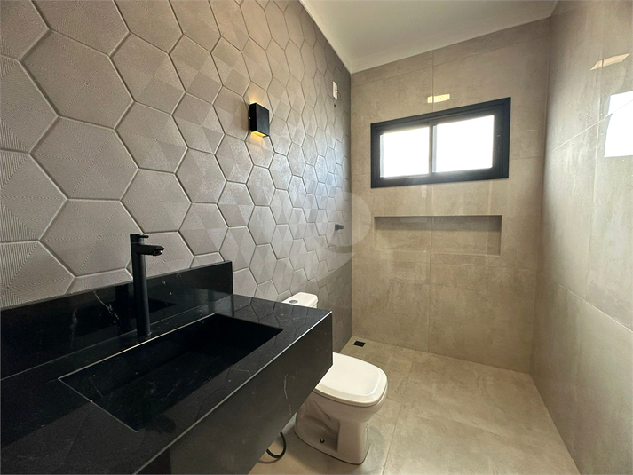Foto REO1096944