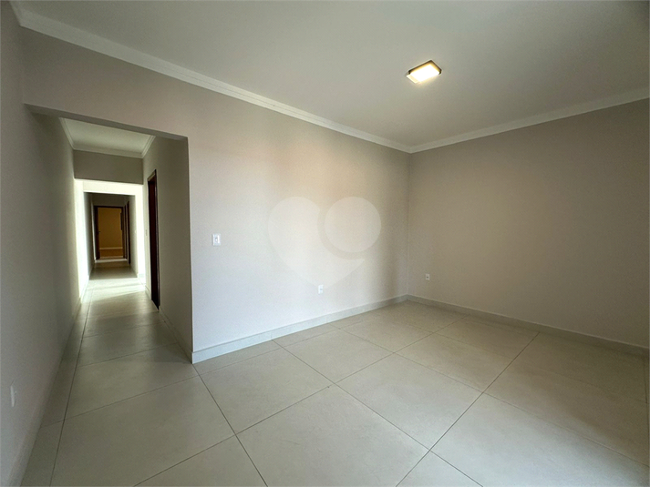 Foto REO1096944