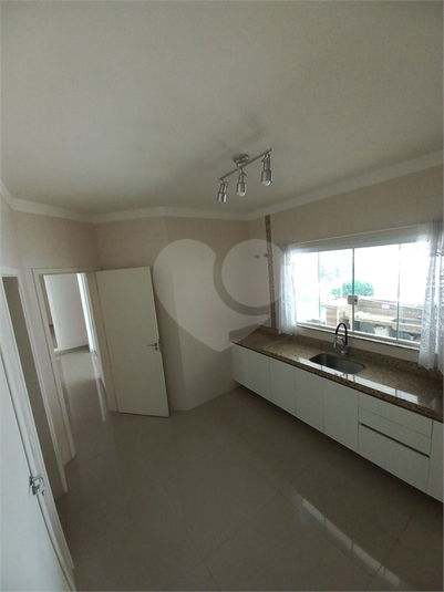 Foto REO1096946