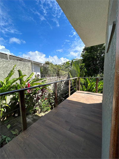 Foto REO1096958