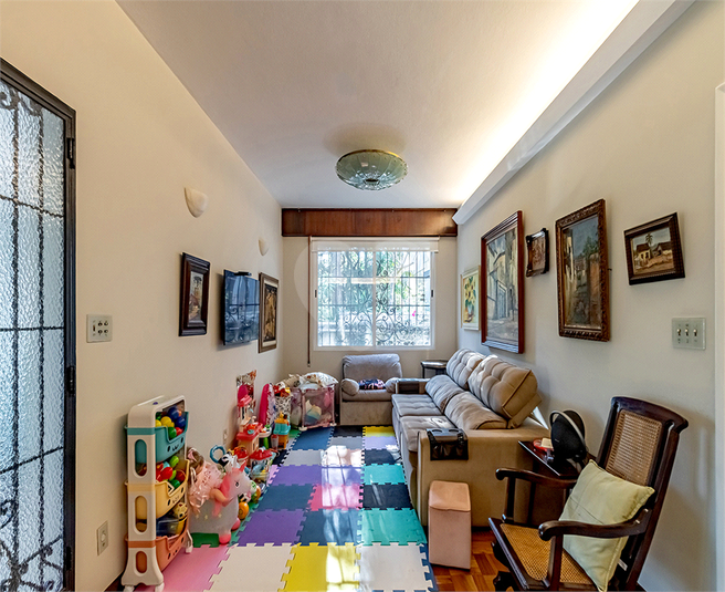 Foto REO1096965