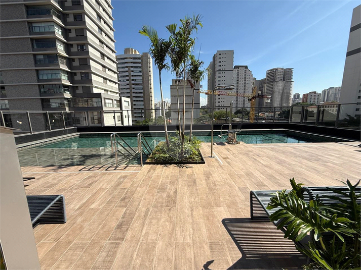 Foto REO1096971