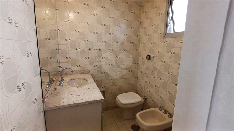 Foto REO1096975