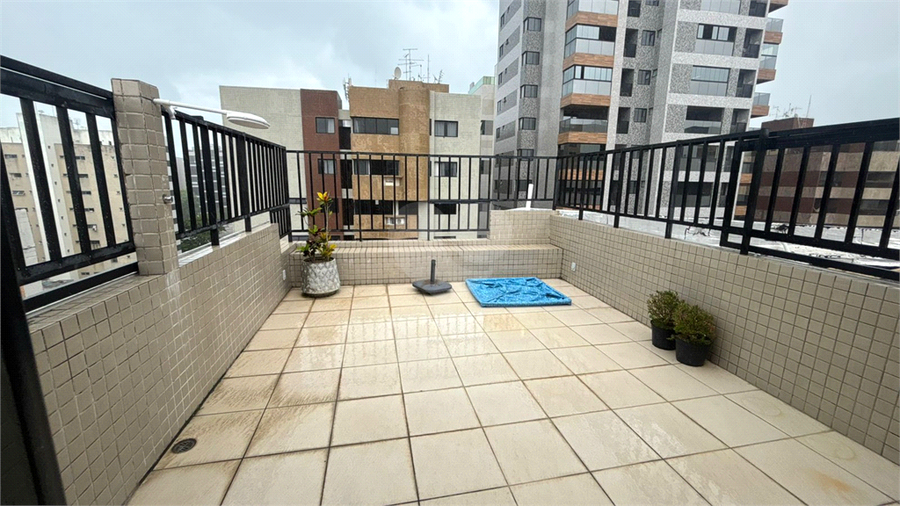 Foto REO1097002