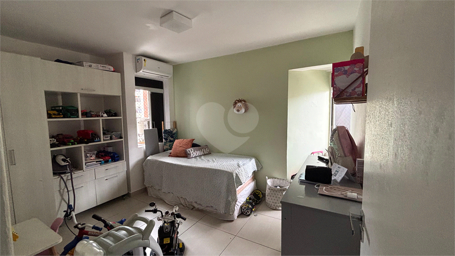 Foto REO1097002