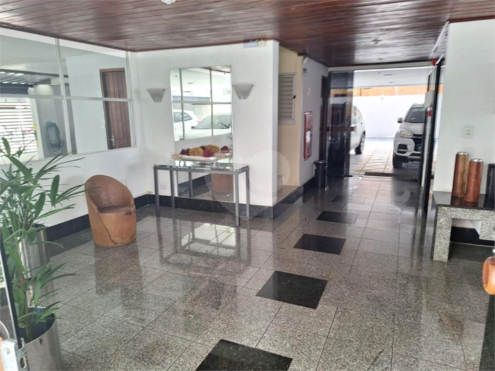 Foto REO1097002