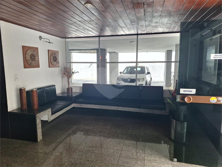 Foto REO1097002
