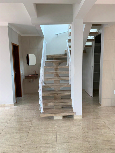 Foto REO1097016