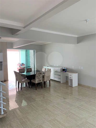 Foto REO1097016