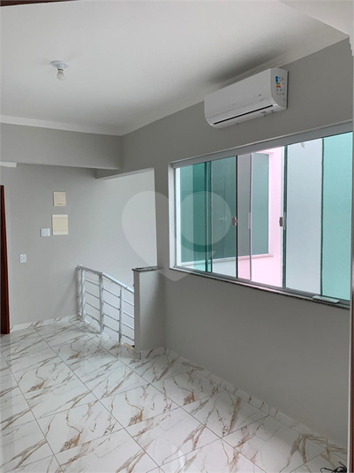 Foto REO1097016