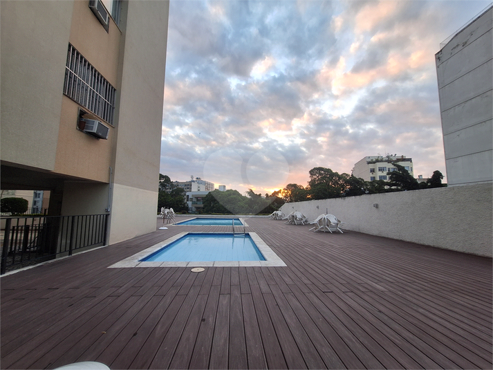 Foto REO1097025