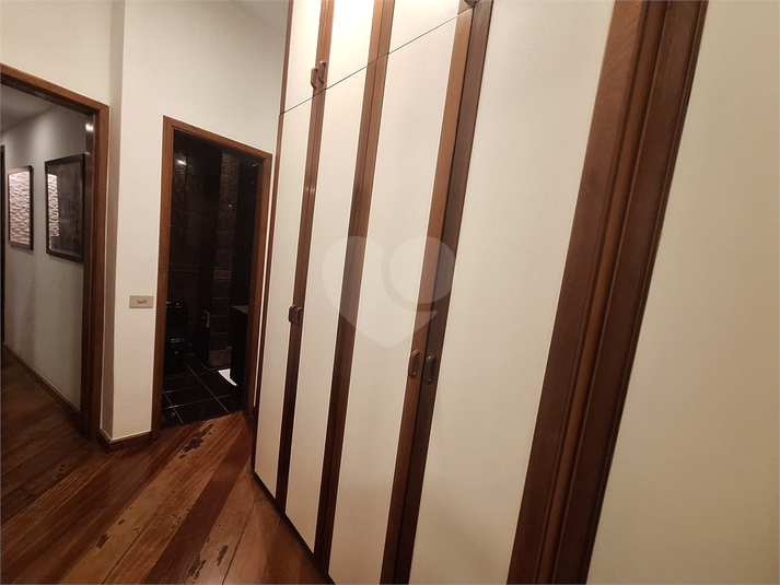 Foto REO1097025