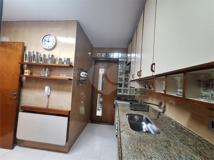Foto REO1097025