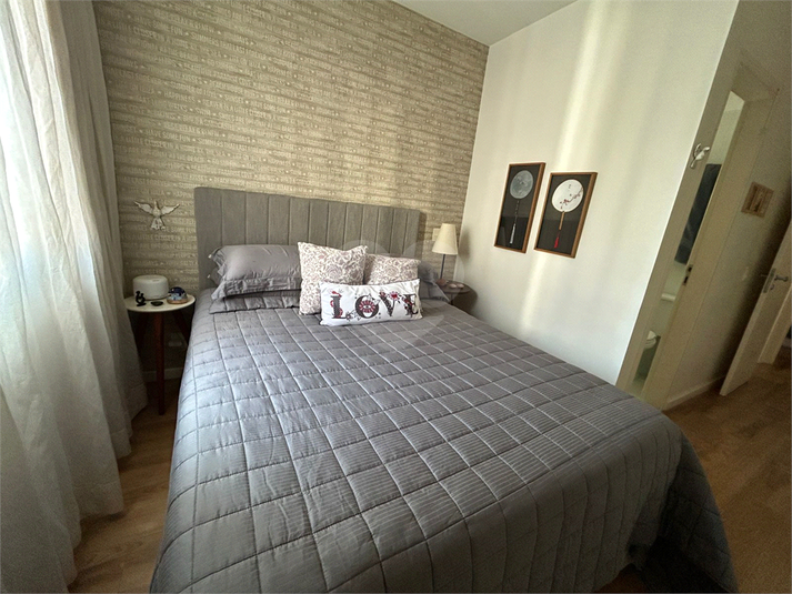 Foto REO1097063