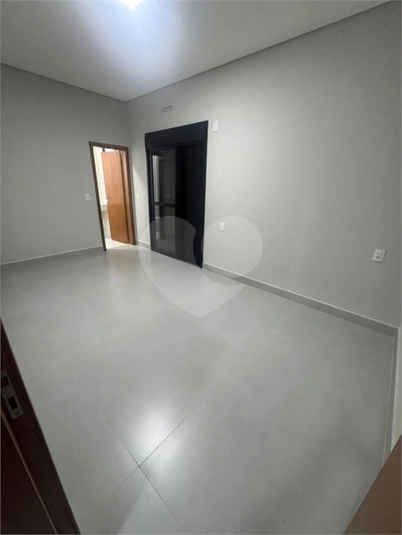 Foto REO1097070