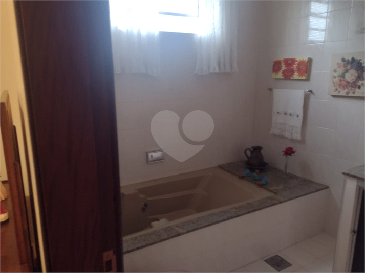 Foto REO1097073