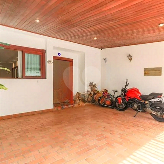 Foto REO1097093