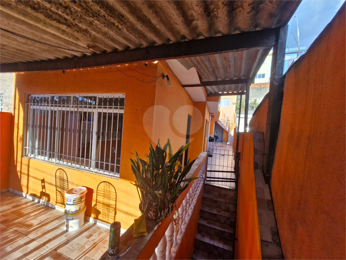 Foto REO1097100